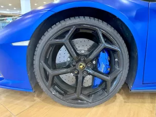 LAMBORGHINI HURACAN EVO