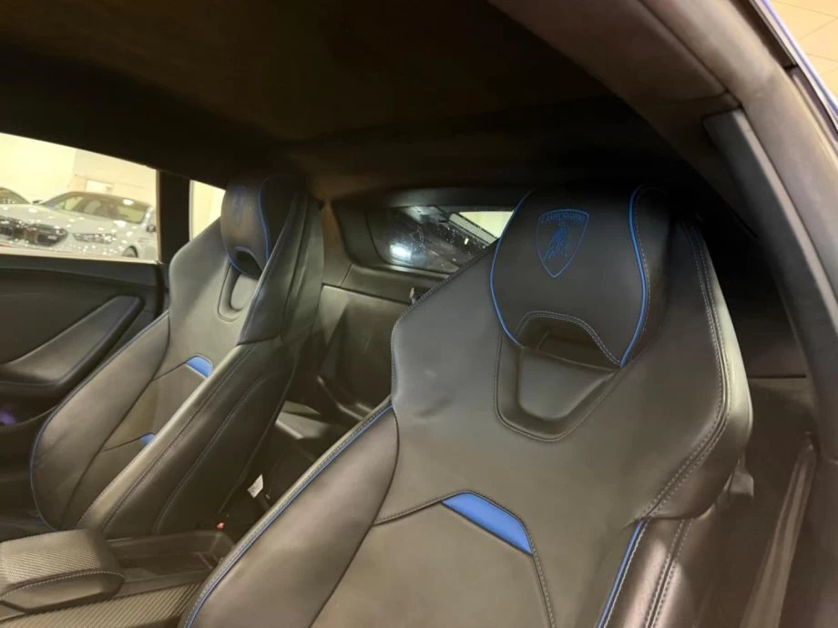 LAMBORGHINI HURACAN EVO