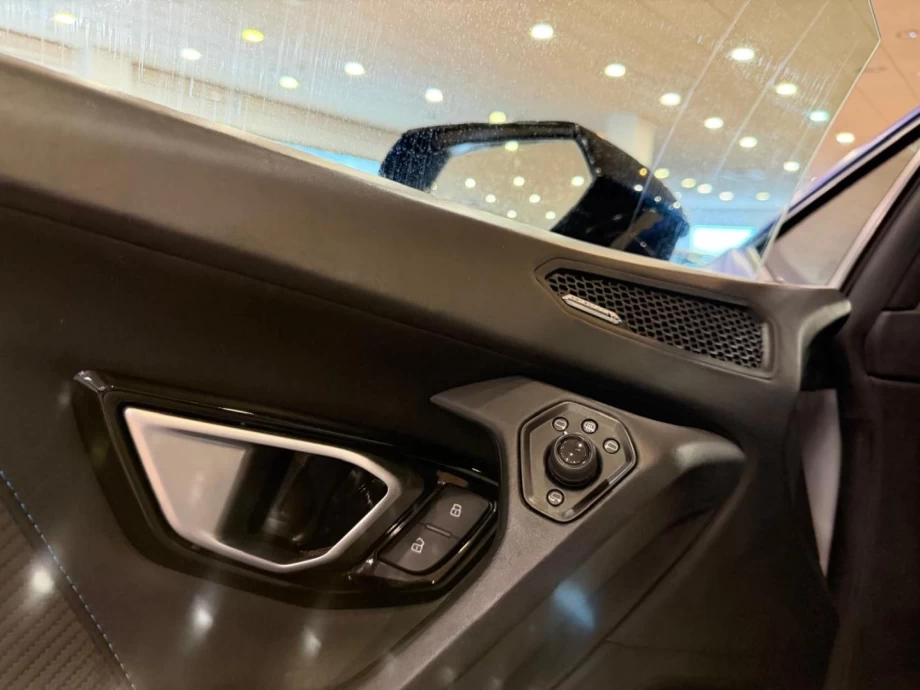 LAMBORGHINI HURACAN EVO