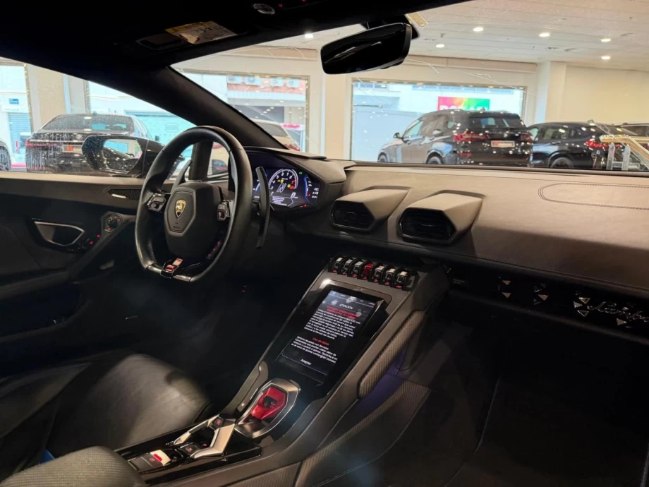LAMBORGHINI HURACAN EVO
