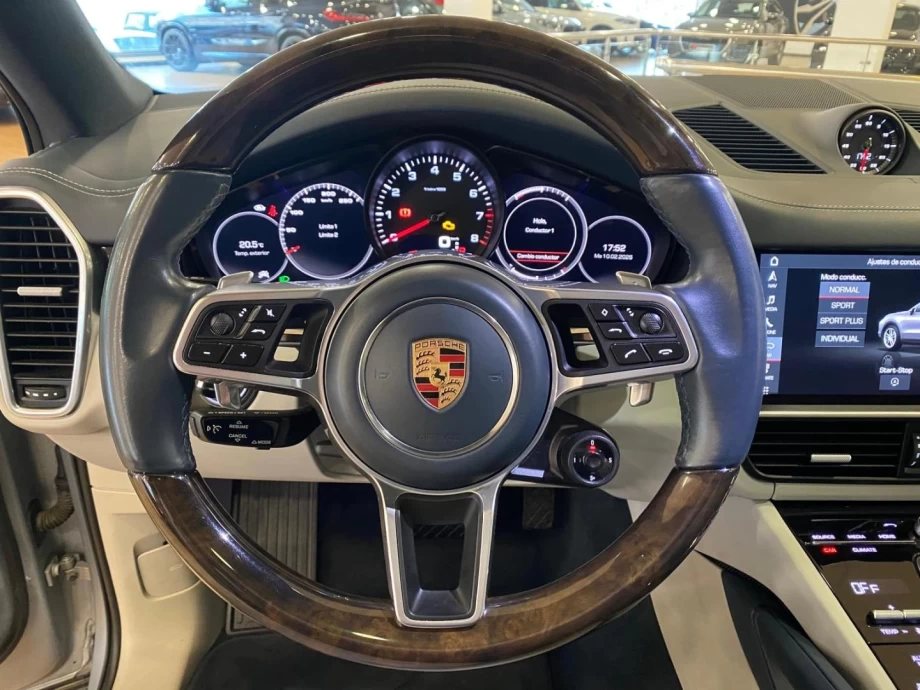 PORSCHE Cayenne Coupé