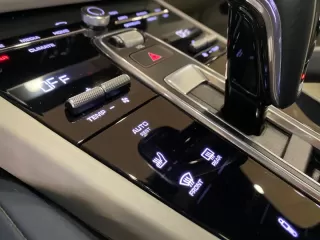 PORSCHE Cayenne Coupé