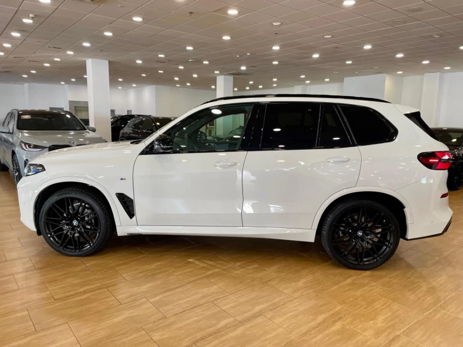 BMW X5 xDRIVE30d PACK M