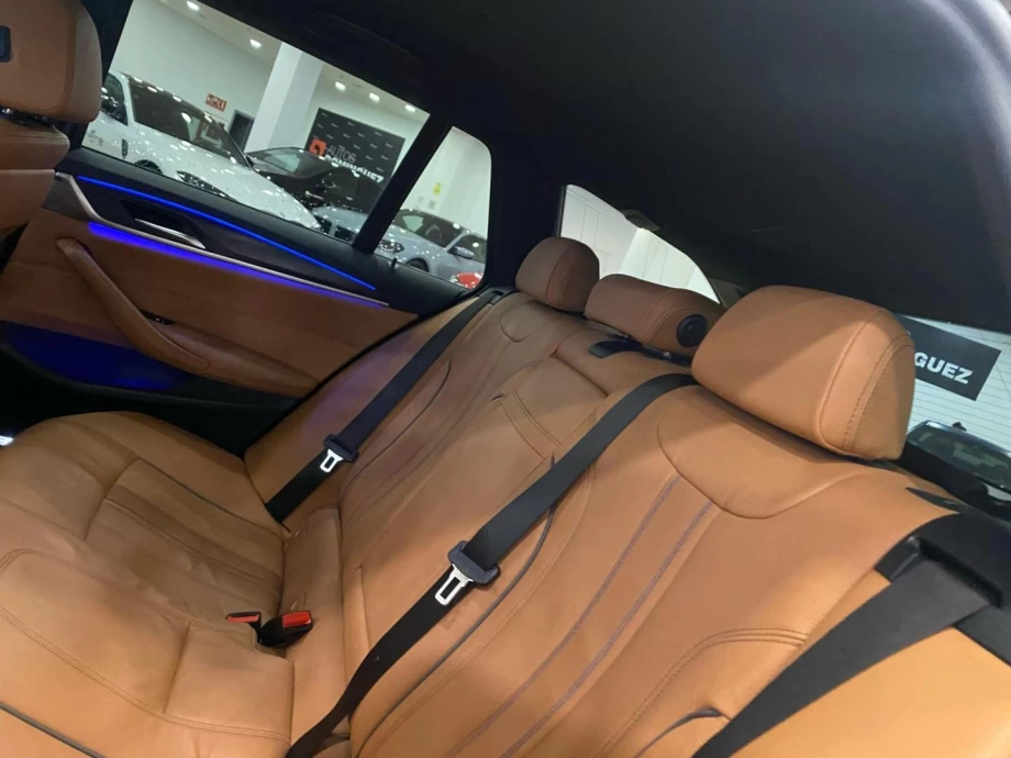 BMW Serie 5 520dA Touring PACK M