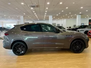 MASERATI Levante GT L4 330CV HybridGasolina AWD