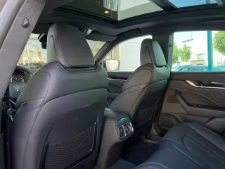 MASERATI Levante GT L4 330CV HybridGasolina AWD