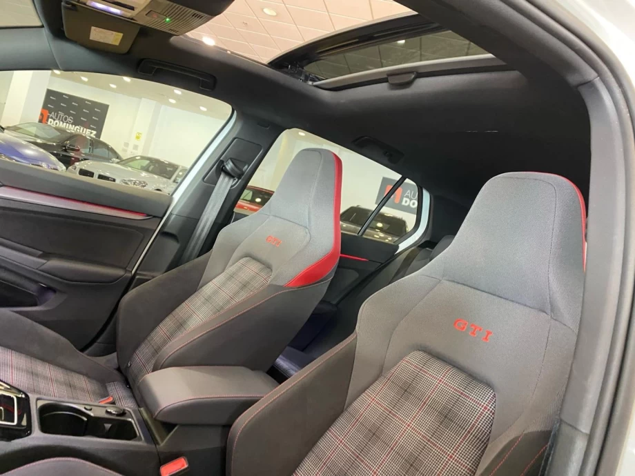 VOLKSWAGEN Golf GTI 2.0 TSI 195kW 265CV DSG