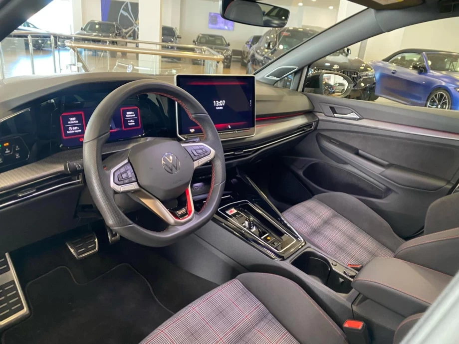 VOLKSWAGEN Golf GTI 2.0 TSI 195kW 265CV DSG
