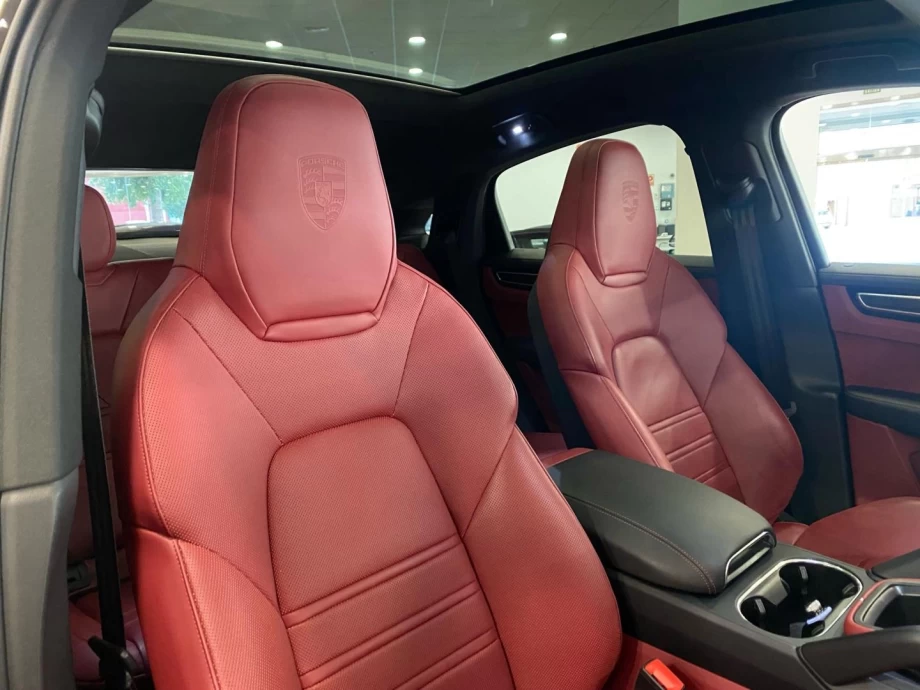 PORSCHE Cayenne Coupé S