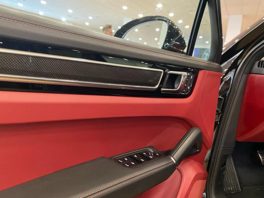 PORSCHE Cayenne Coupé S