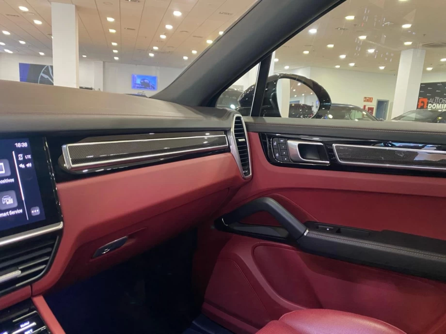 PORSCHE Cayenne Coupé S