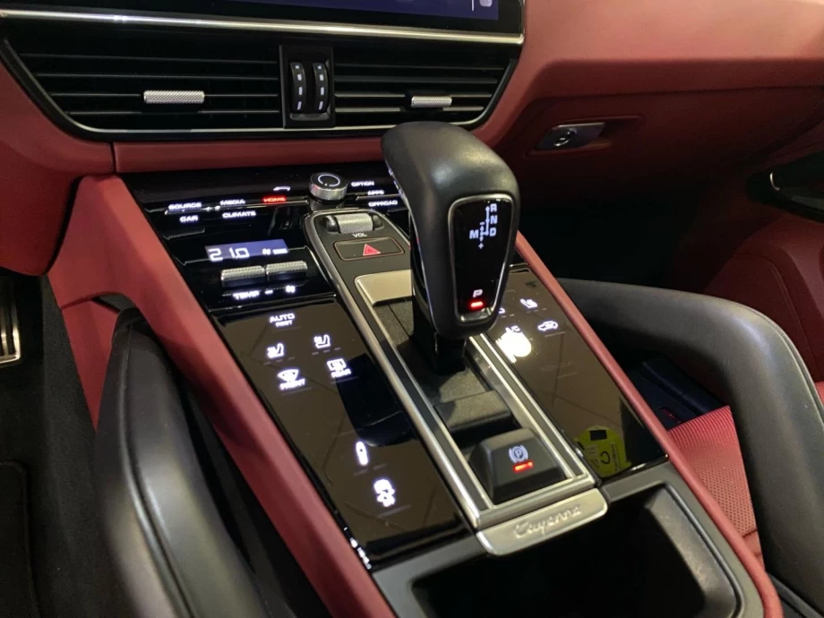 PORSCHE Cayenne Coupé S