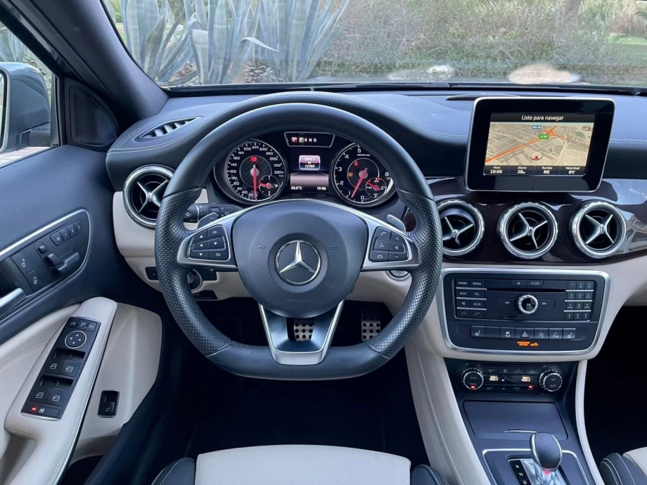 MERCEDES-BENZ Clase GLA MercedesAMG GLA 45 4MATIC