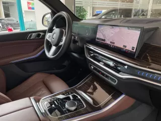 BMW X5 xDRIVE30d PACK M