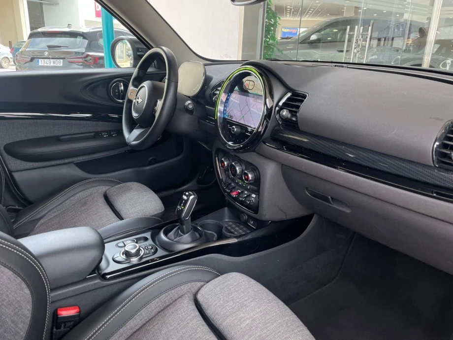 MINI CLUBMAN COOPER