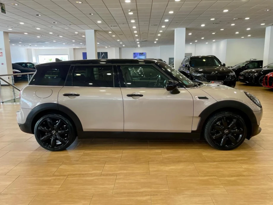 MINI CLUBMAN COOPER