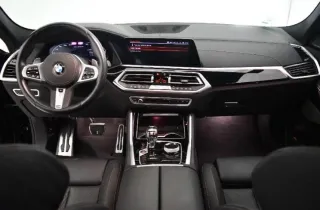BMW X6 M50i