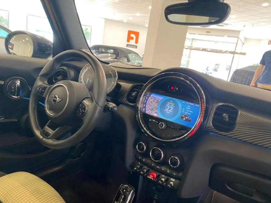 MINI Cooper S RESOLUTE