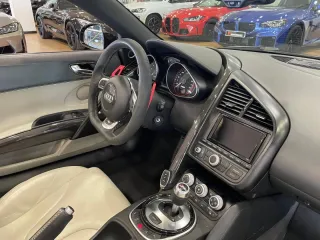 AUDI R8 Spyder 5.2 FSI V10 quattro