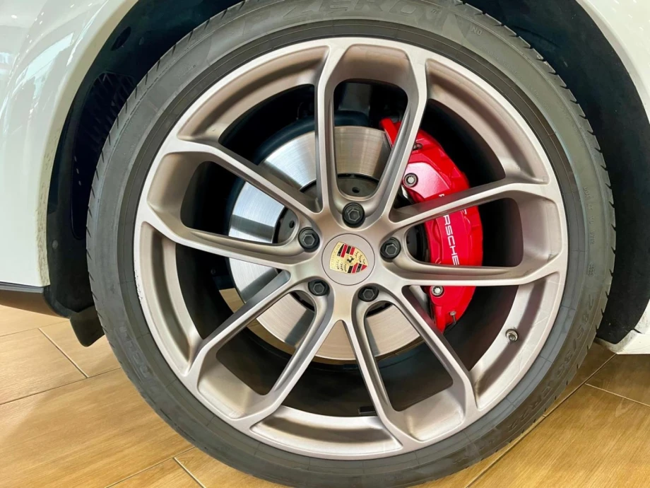 PORSCHE Cayenne Coupé GTS PACK CARBONO
