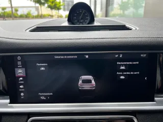 PORSCHE Panamera 10 Anniversary
