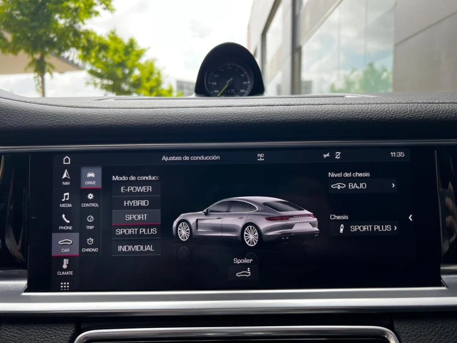 PORSCHE Panamera 10 Anniversary