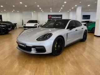 PORSCHE Panamera 4 E-Hybrid