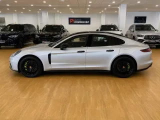 PORSCHE Panamera 4 E-Hybrid