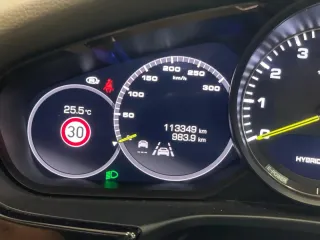PORSCHE Panamera 4 E-Hybrid