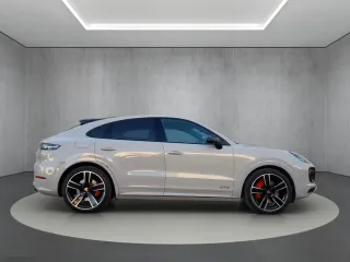 PORSCHE Cayenne Coupé GTS
