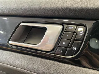 PORSCHE Panamera 10 Anniversary