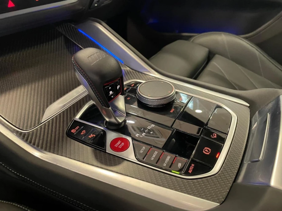 BMW XM