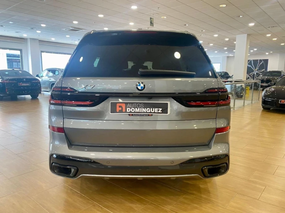 BMW X7 M60i xDrive