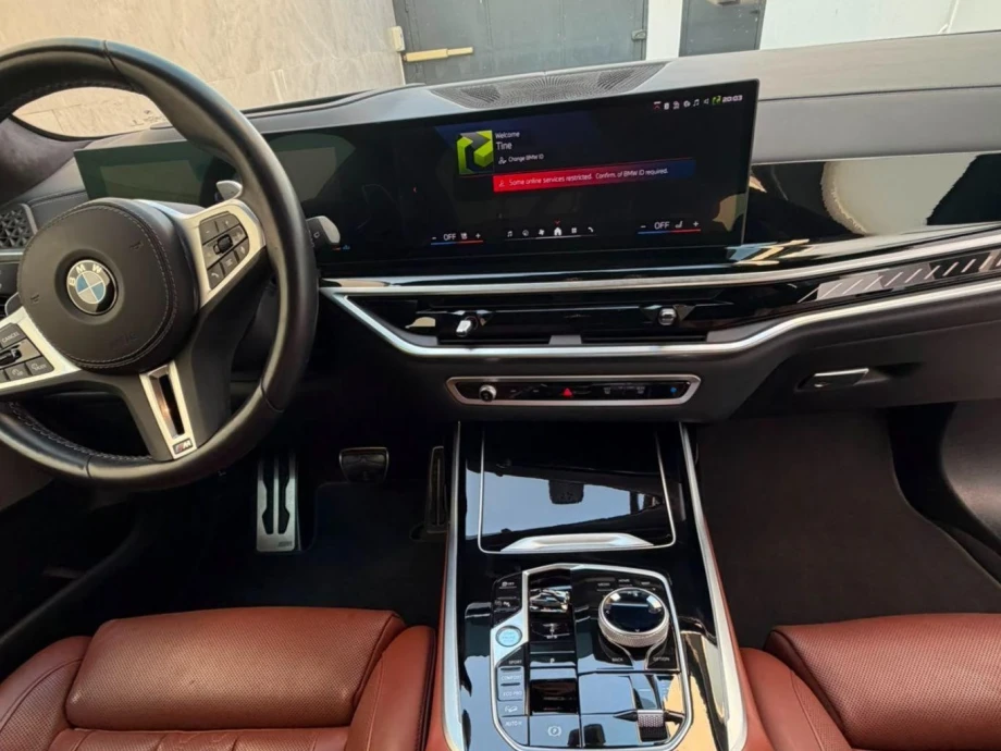 BMW X7 M60i xDrive