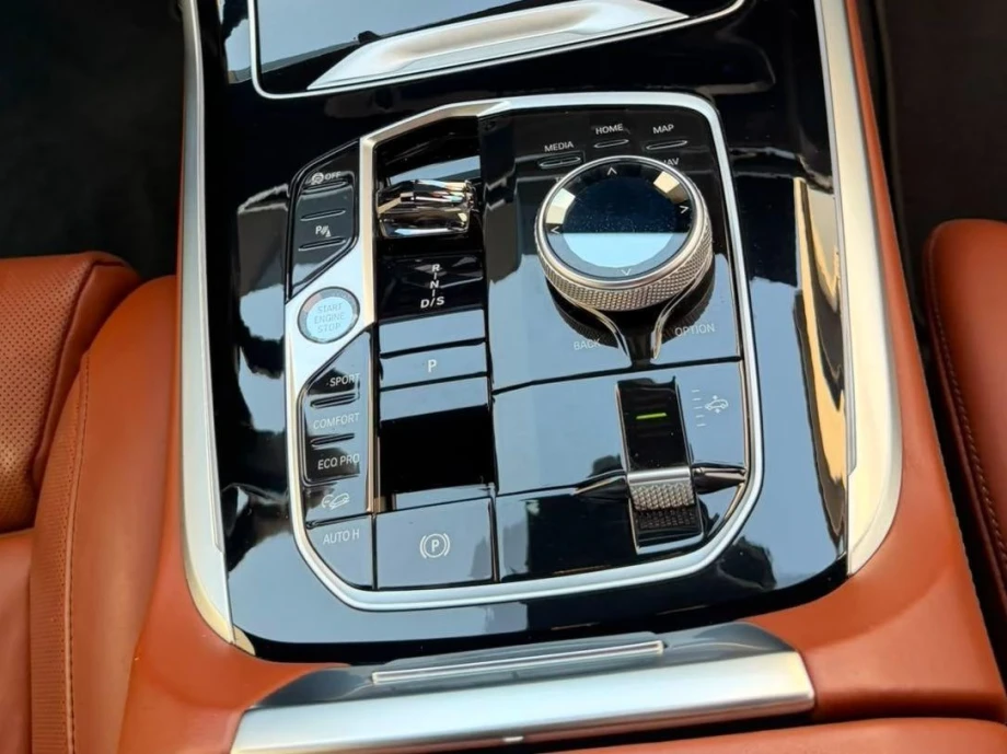BMW X7 M60i xDrive