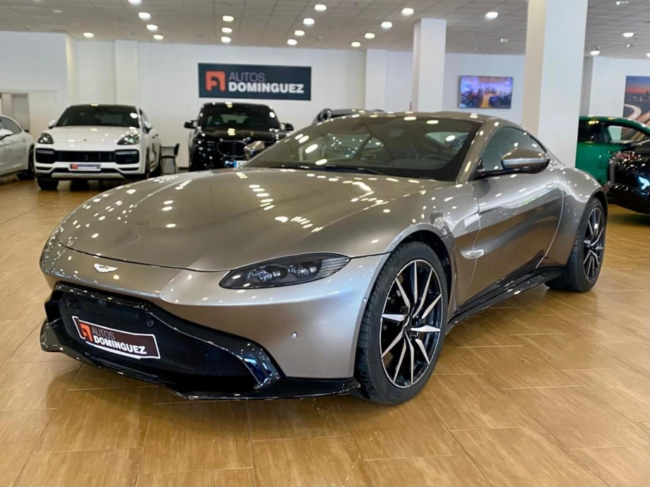 ASTON MARTIN Vantage 4.0 V8