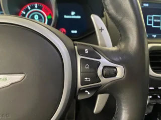 ASTON MARTIN Vantage 4.0 V8