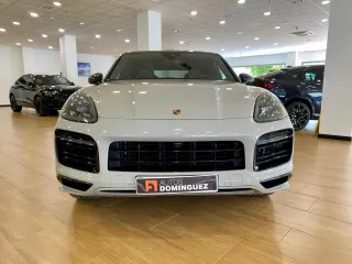 PORSCHE Cayenne Coupé GTS